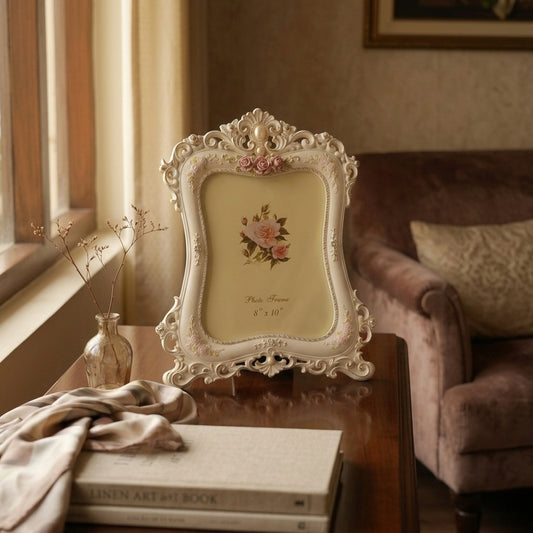 Elegant Vintage White Floral Photo Frame